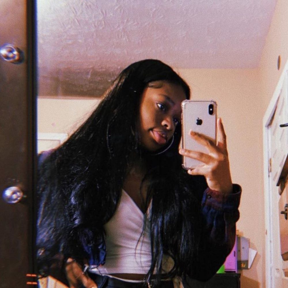 Meet your Posher, Nesia